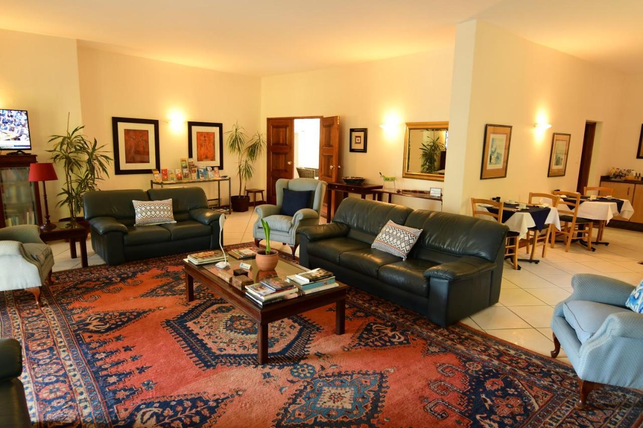 Highgrove Guesthouse Йоханесбург Екстериор снимка