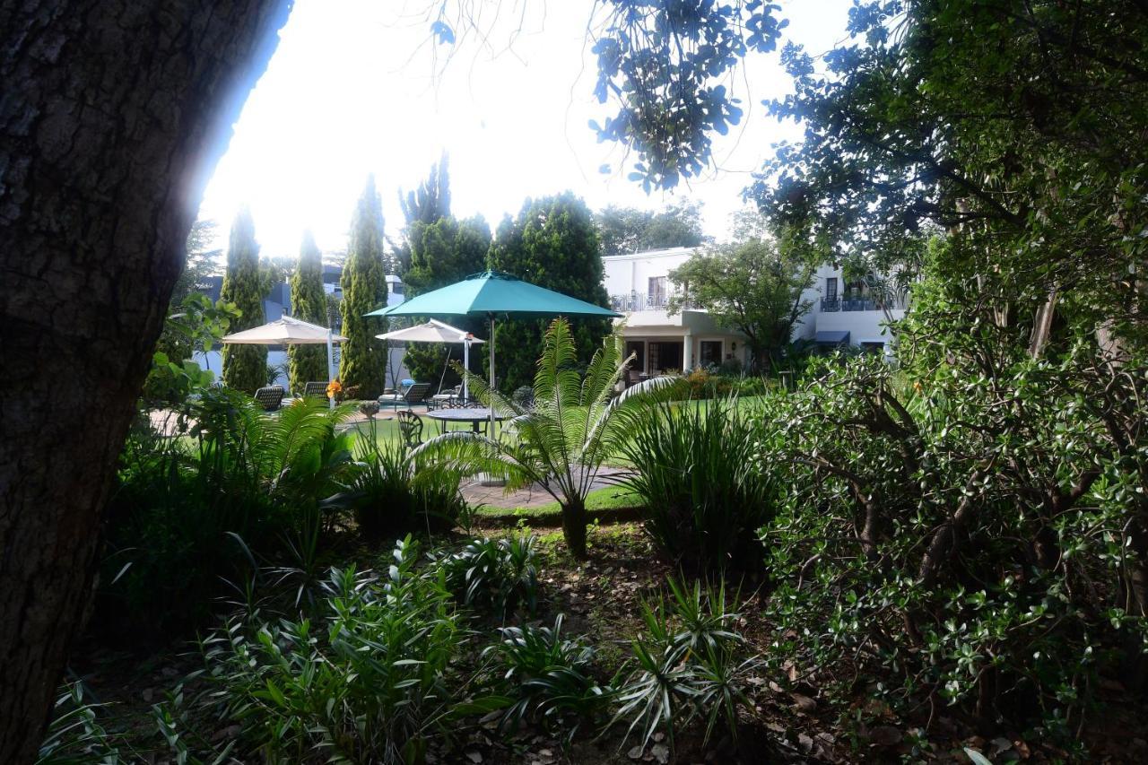 Highgrove Guesthouse Йоханесбург Екстериор снимка
