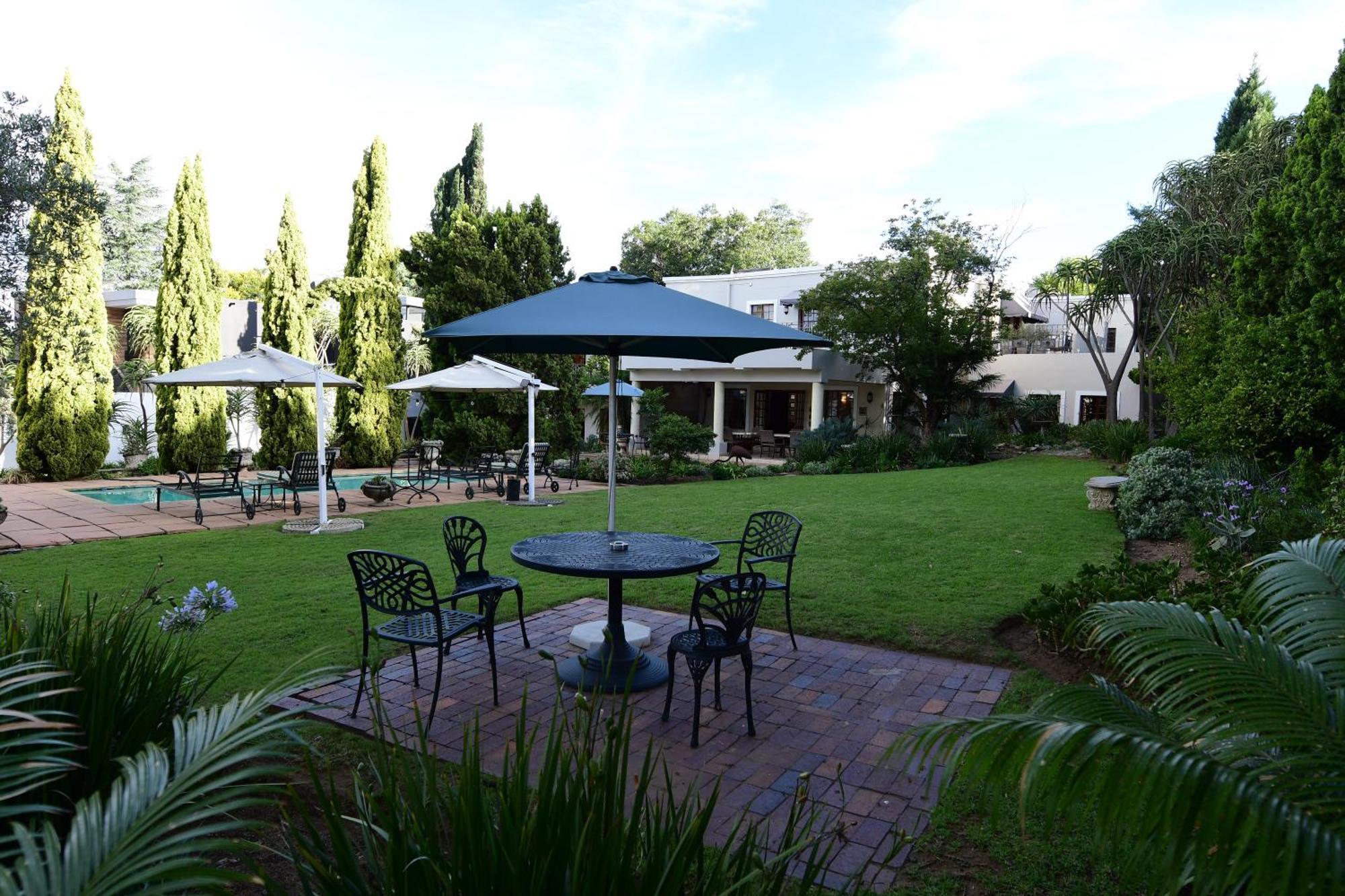 Highgrove Guesthouse Йоханесбург Екстериор снимка