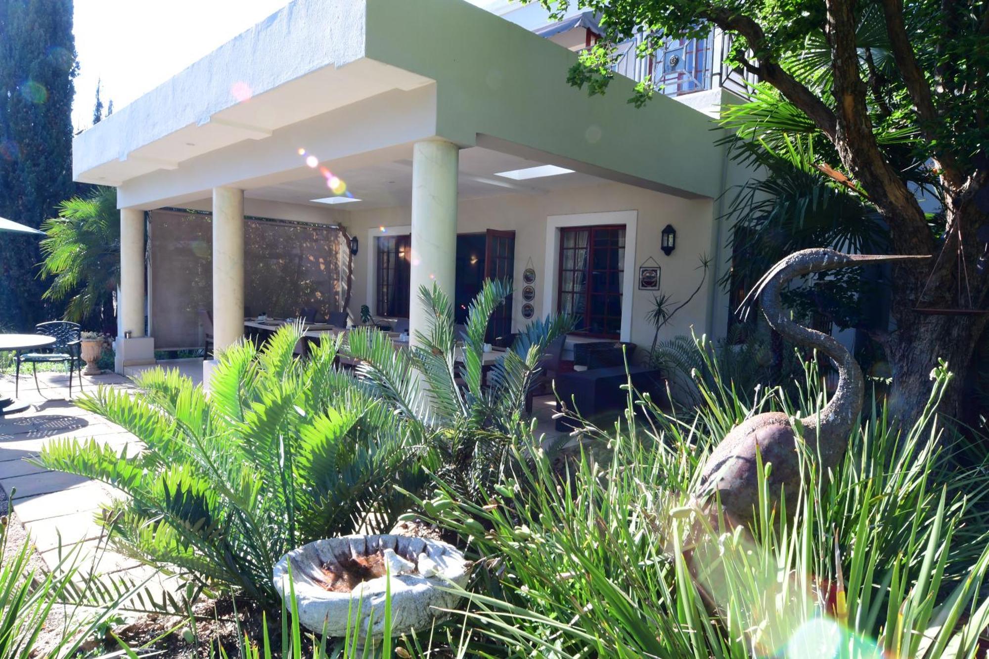Highgrove Guesthouse Йоханесбург Екстериор снимка